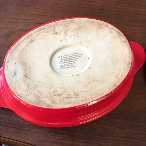 Stoneware Casserole Dish with Lid - Picture 3 of 6